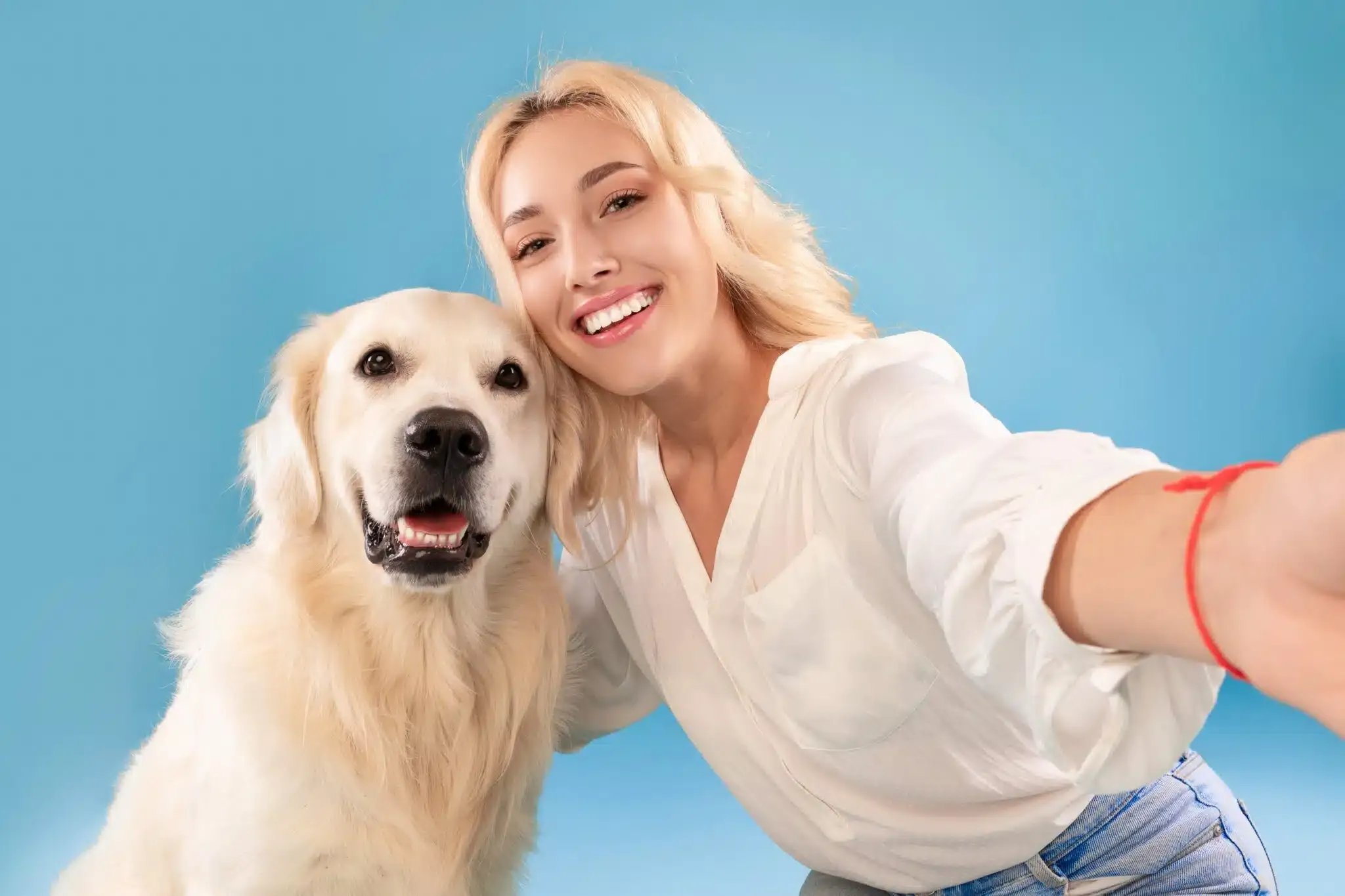 Owner and her dog - ready for their vacation